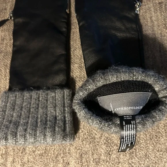 Anthropologie Black Leather Mittens with Gray Knit Cuff - Picture 3 of 4